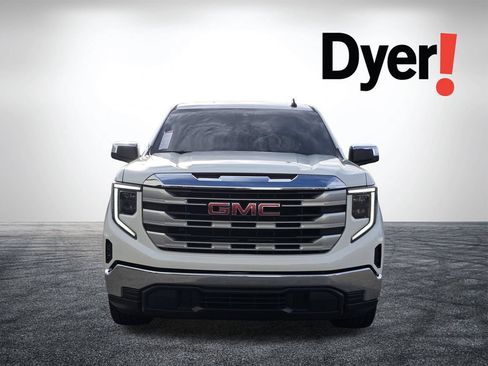 Certified 2025 GMC Sierra 1500 SLE RWD image 11