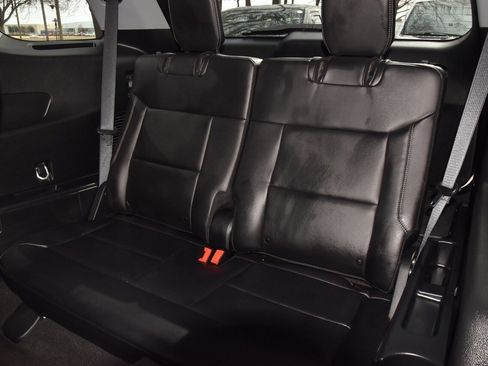 Certified 2023 Ford Explorer Limited w/ Limited Technology Package image 15