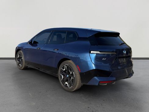 Used 2024 BMW iX xDrive50 w/ Premium Package image 3