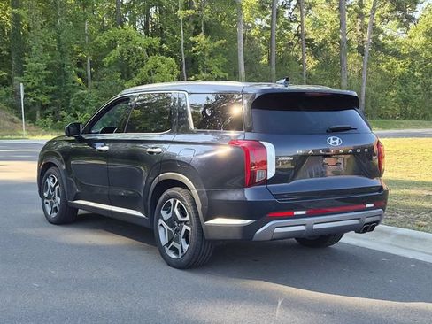 Used 2023 Hyundai Palisade Limited AWD/4WD image 3
