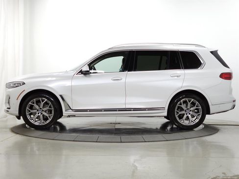 Used 2021 BMW X7 xDrive40i w/ Premium Package AWD/4WD image 4