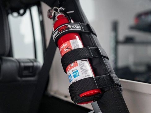 Used 2014 Jeep Wrangler Unlimited Rubicon w/ Connectivity Group image 38