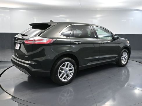 Used 2022 Ford Edge SEL w/ Convenience Package image 6