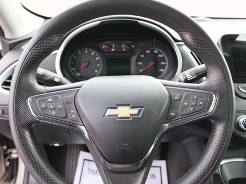 Used 2024 Chevrolet Malibu LS image 9