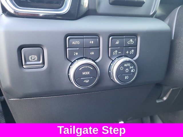 Used 2024 GMC Sierra 2500 Denali w/ Denali Reserve Package AWD/4WD image 22