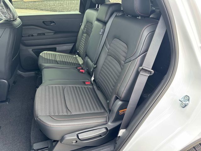 New 2026 Nissan Pathfinder Rock Creek AWD/4WD image 17