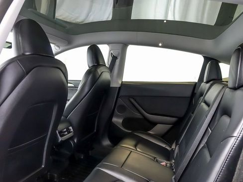 Used 2023 Tesla Model Y Long Range image 16