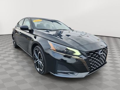 Used 2023 Nissan Altima 2.5 SR