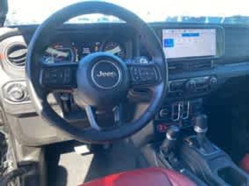 Used 2024 Jeep Wrangler Unlimited Rubicon 392 AWD/4WD image 15