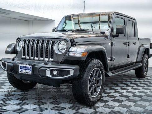 Used 2022 Jeep Gladiator Overland w/ Popular Equipment Package AWD/4WD image 3