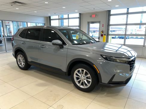 Used 2024 Honda CR-V EX image 1