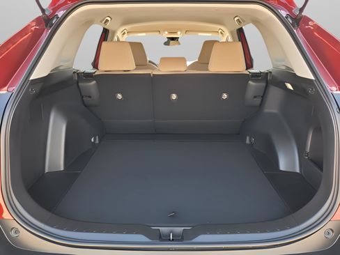 Certified 2022 Toyota RAV4 LE image 9