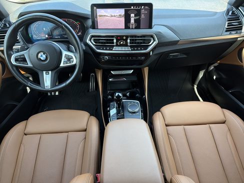 Used 2023 BMW X4 xDrive30i w/ M Sport Package AWD/4WD image 3