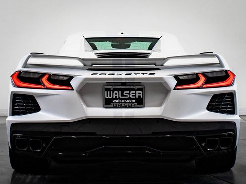 Used 2023 Chevrolet Corvette Stingray Premium Conv w/ Z51 Performance Package image 11