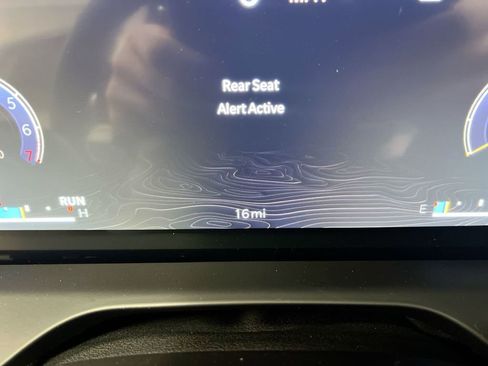 New 2026 Jeep Grand Cherokee Altitude image 13