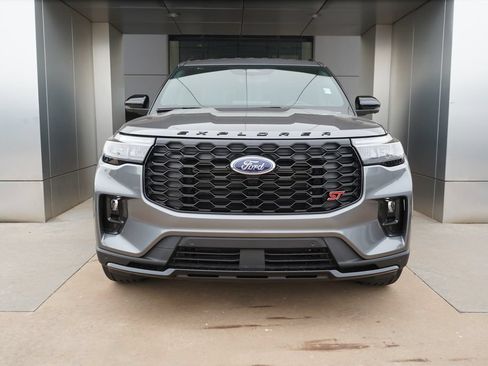 New 2026 Ford Explorer ST AWD/4WD image 4