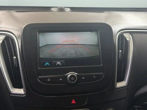 Used 2016 Chevrolet Malibu LS FWD image 15