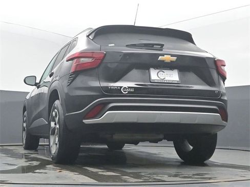 Used 2024 Chevrolet Trax LT w/ Driver Confidence Package image 49