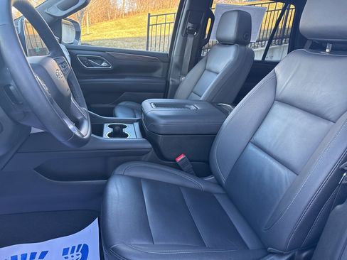 Used 2024 Chevrolet Tahoe Z71 w/ Luxury Package image 24