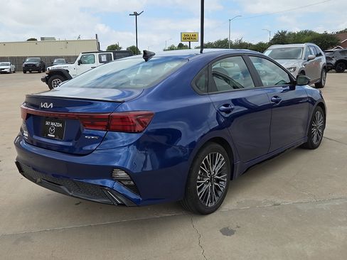 Used 2024 Kia Forte GT-Line w/ GT-Line Premium Package FWD image 7