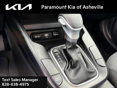 Used 2023 Kia Soul LX w/ LX Technology Package image 27