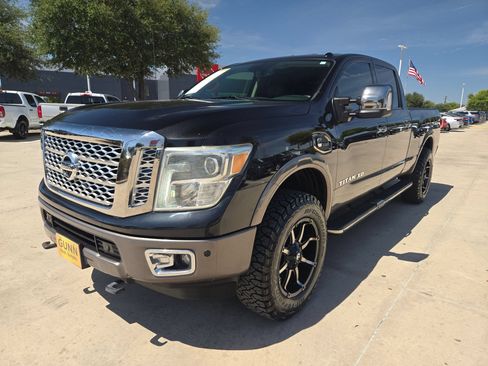 Used 2016 Nissan Titan Platinum Reserve AWD/4WD image 7