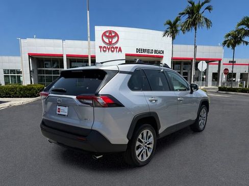 Used 2023 Toyota RAV4 XLE Premium FWD image 7