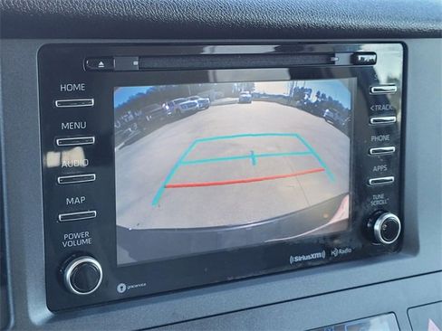 Used 2020 Toyota Sienna LE w/ LE Preferred Package image 26