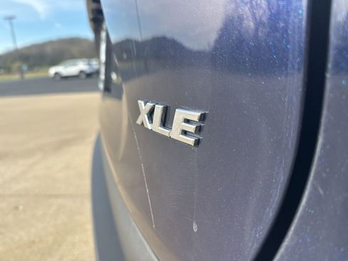 Used 2024 Toyota RAV4 XLE FWD image 7