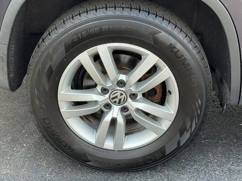 Used 2016 Volkswagen Tiguan S AWD/4WD image 12