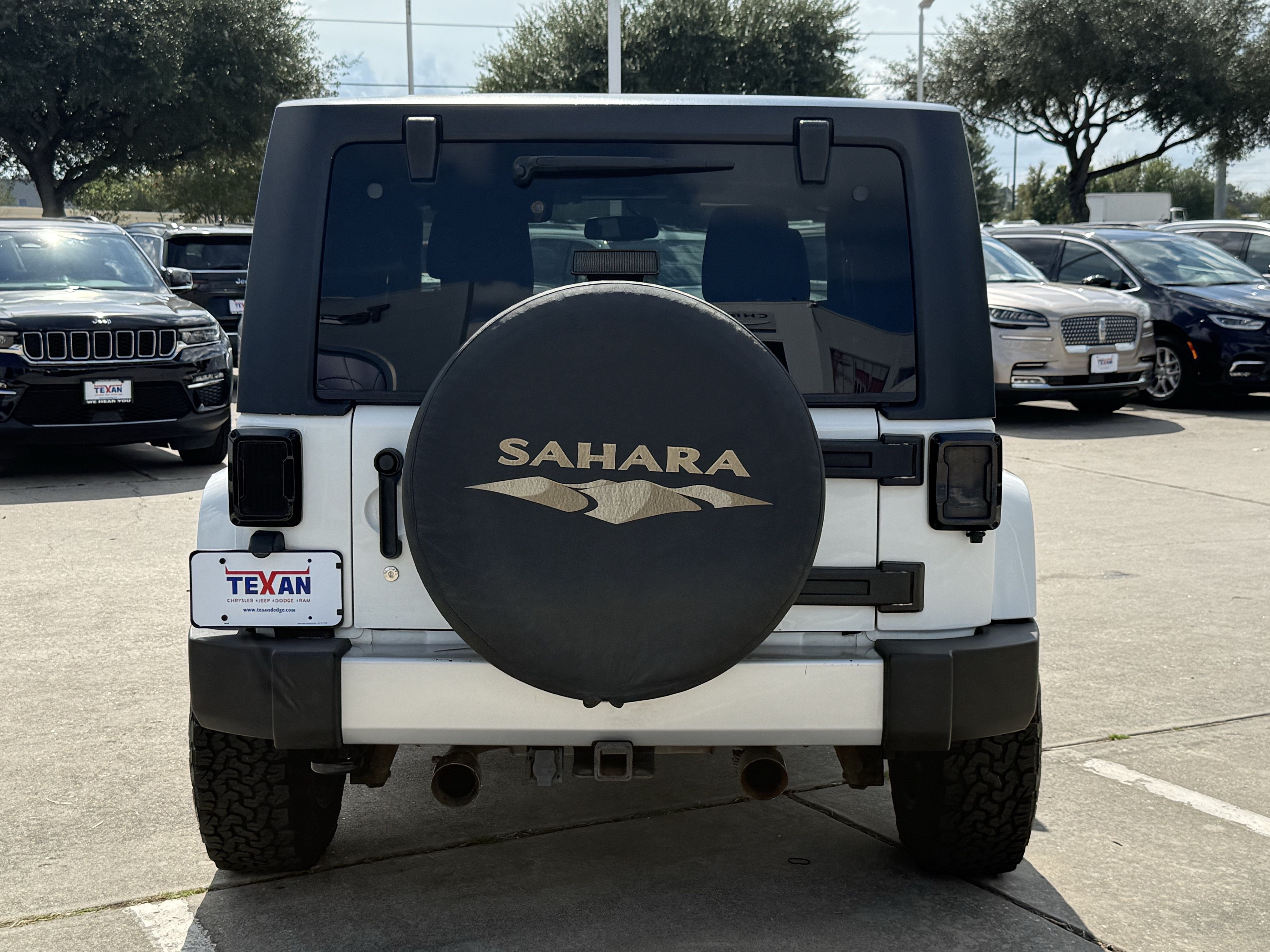 Used 2015 Jeep Wrangler Sahara w/ Trailer Tow Group AWD/4WD image 6