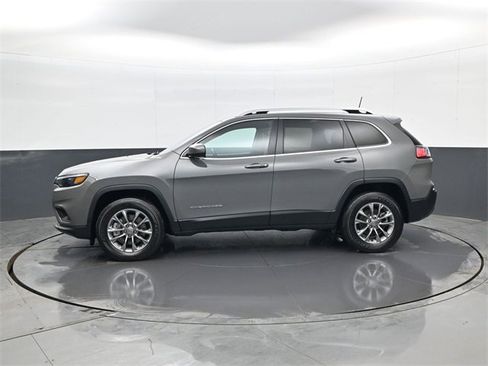 Used 2020 Jeep Cherokee Latitude Lux w/ Comfort/Convenience Group image 8