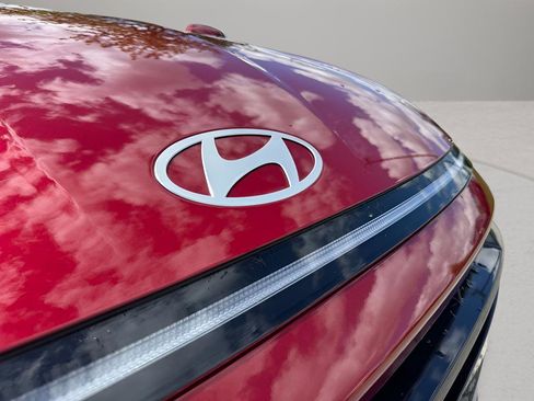 Certified 2025 Hyundai Sonata SE FWD image 11