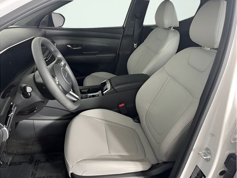Used 2025 Hyundai Santa Cruz SEL FWD image 10