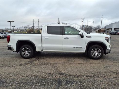 Used 2025 GMC Sierra 1500 SLT image 15