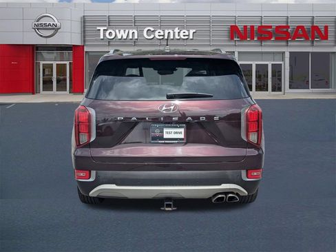 Used 2020 Hyundai Palisade SEL w/ Premium Package FWD image 6
