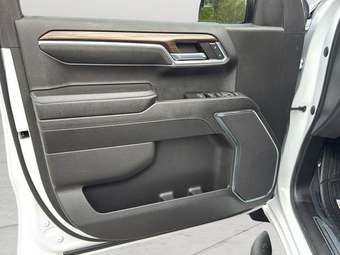 Used 2023 Chevrolet Silverado 1500 LT image 9