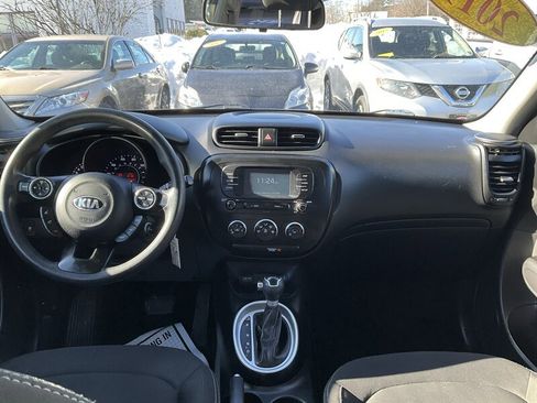 Used 2019 Kia Soul image 15