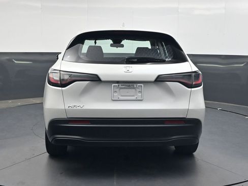 Used 2025 Honda HR-V LX image 5