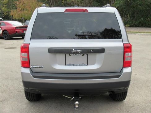 Used 2017 Jeep Patriot Sport image 5