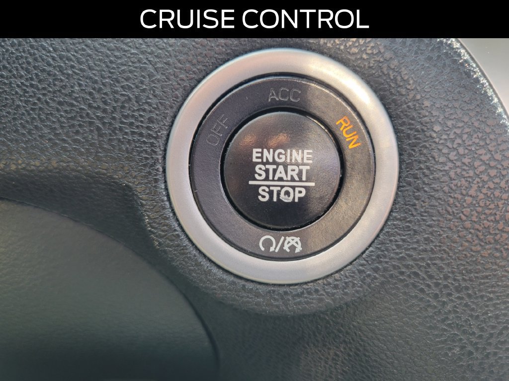 Used 2021 Chrysler 300 Touring RWD image 29