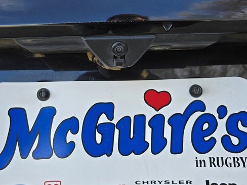 Used 2022 Ford Expedition Max Limited image 8