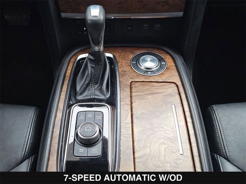 Used 2021 Nissan Armada SL w/ Captain's Chairs Package image 24