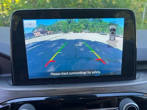 Used 2020 Ford Escape Titanium AWD/4WD image 35