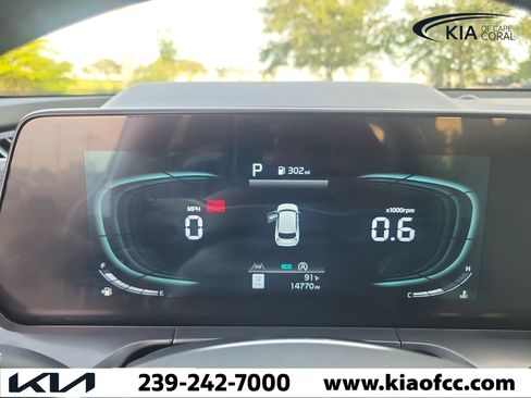 Certified 2025 Kia Telluride S FWD image 31