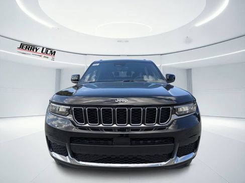New 2026 Jeep Grand Cherokee L Laredo RWD image 8