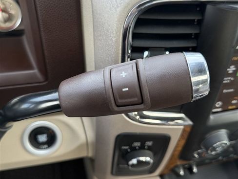 Used 2018 RAM 3500 Laramie Longhorn w/ Longhorn Southfork Package image 18