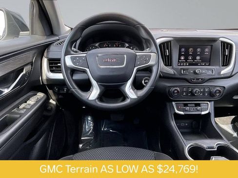 Used 2023 GMC Terrain SLE w/ Driver Convenience Package AWD/4WD image 5