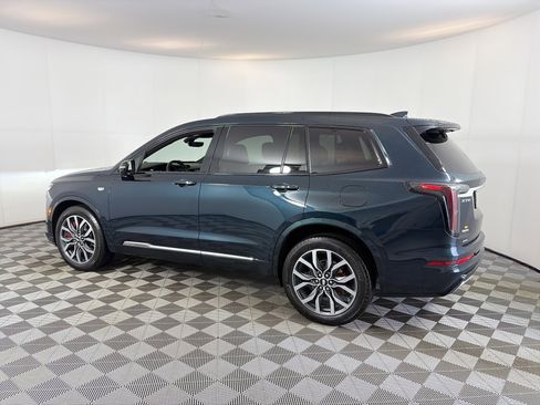 Certified 2024 Cadillac XT6 Sport w/ Technology Package AWD/4WD image 9