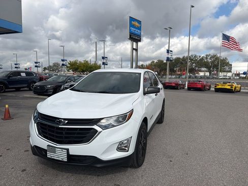 Used 2018 Chevrolet Equinox LT image 17